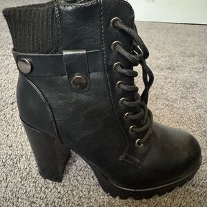 Black Lace-Up Ankle Boots  size 8. Only worn a couple times